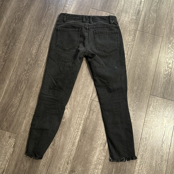 Free People Womens Destroyed Skinny Fit Jeans, Style # OB464920 size 27 - Picture 6 of 6